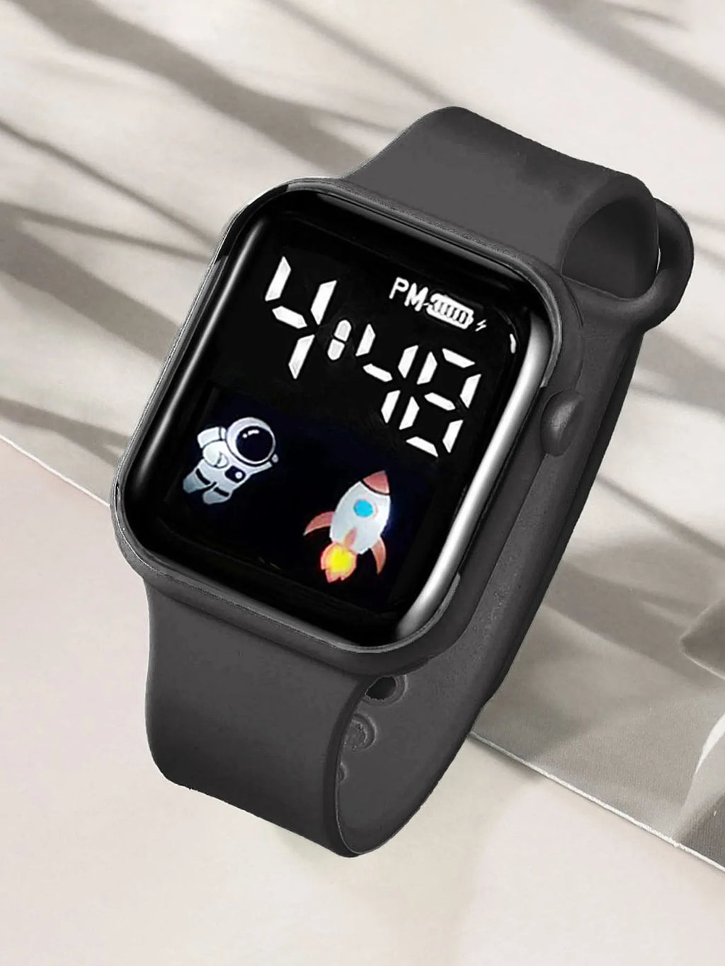 Digitale Kinderuhr mit Astronauten-Design & Herzdekor – Silikon, 40 mm Shoppingdorf