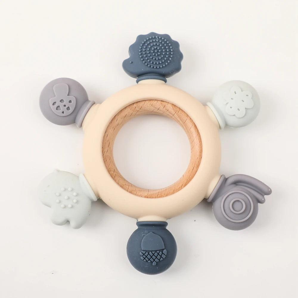 Baby Beißring & Rassel aus Holz – Häkeltiermotiv, BPA-frei Spieldorf