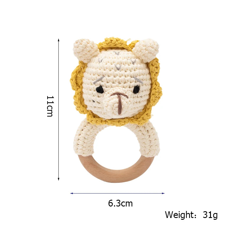 Baby Beißring & Rassel aus Holz – Häkeltiermotiv, BPA-frei Spieldorf
